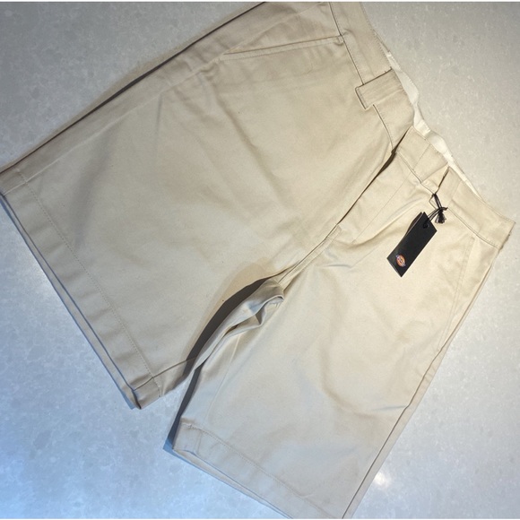 NEW Dickies MEN Cobden Short With Tags Size 34 Cream ⭐️⭐️⭐️⭐️ - Picture 13 of 17